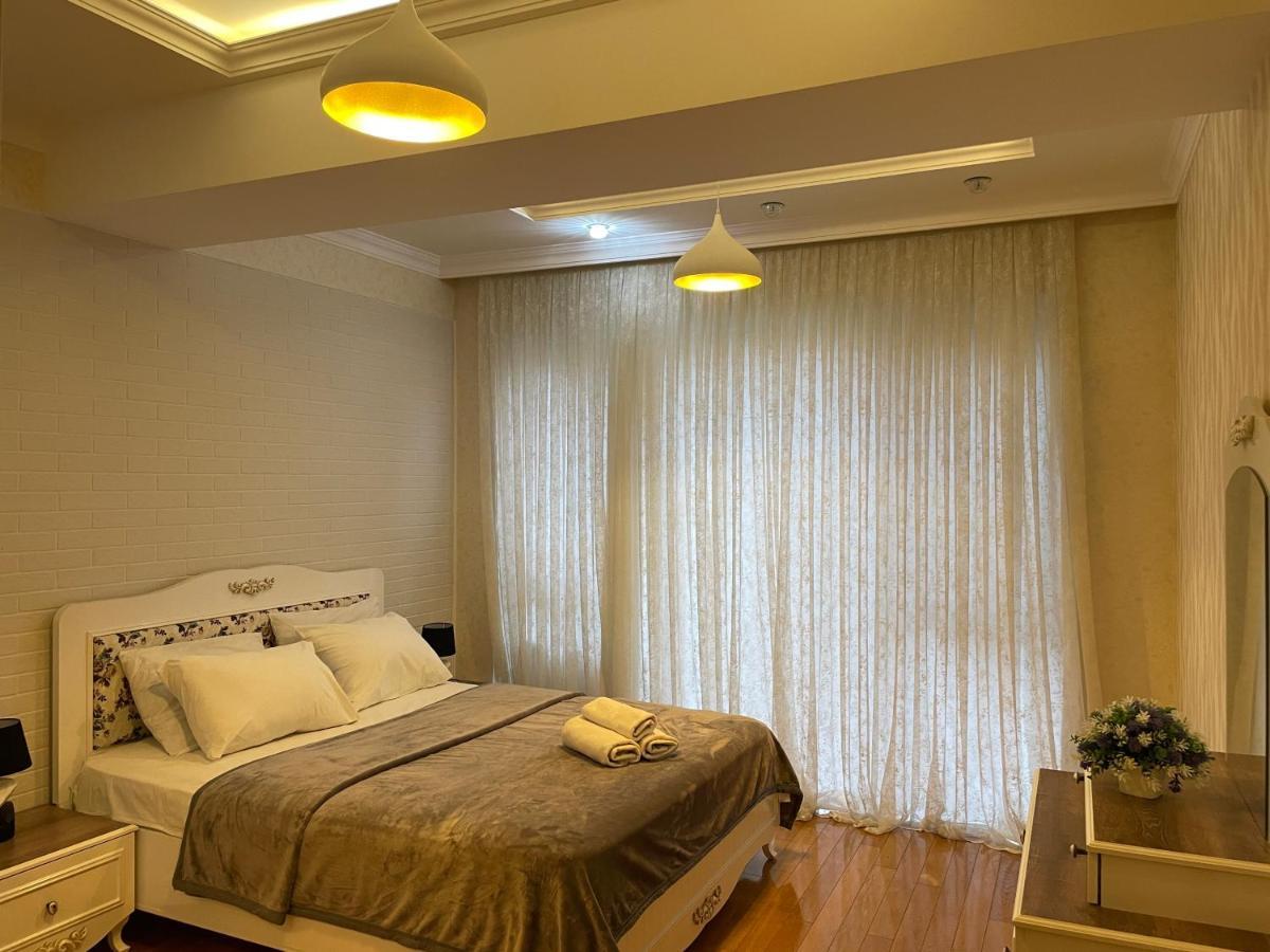 Park Azure Apartment Baky Esterno foto